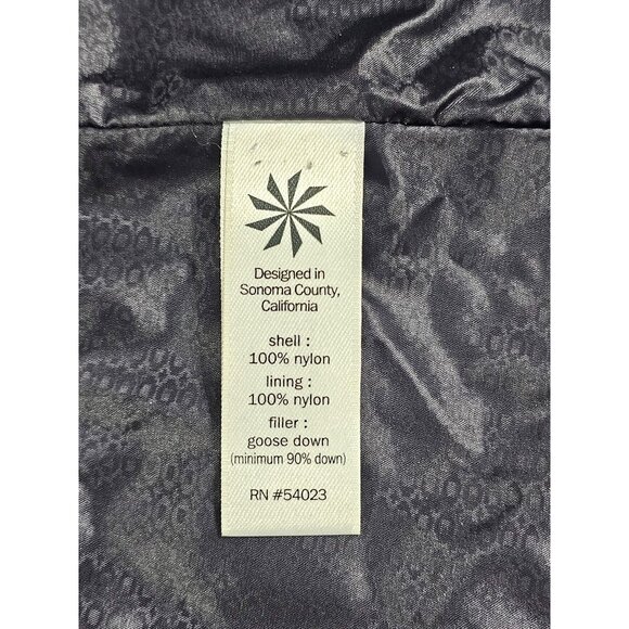 Athleta Women's Black Nylon Shell Puffer Downalicious Deluxe Vest Size M 2987 - Picture 9 of 13